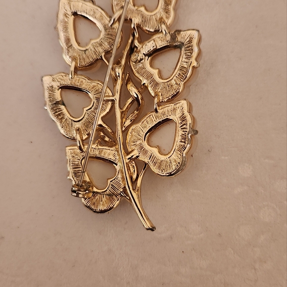 Vintage Thermosat Brooch by Coro - Picture 2 of 2